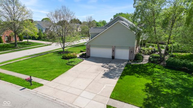 13777 Smokey Hollow Court, Carmel, IN 46032
