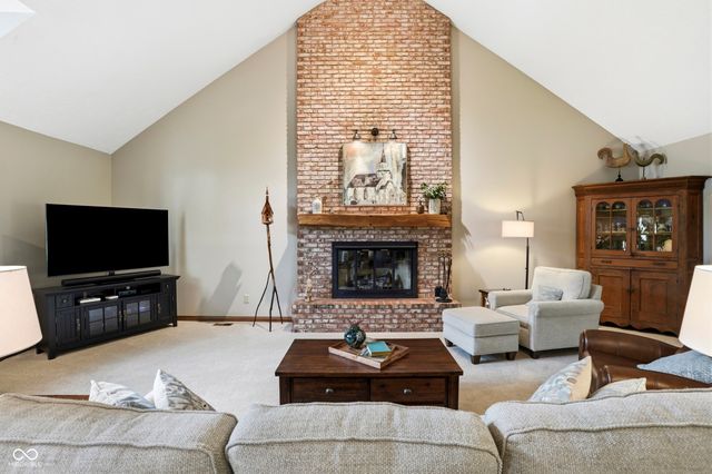 13777 Smokey Hollow Court, Carmel, IN 46032