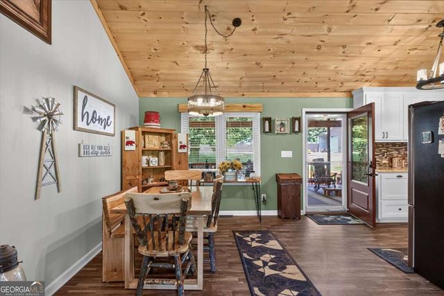 40 Cricket Walk Drive, Talking Rock, GA 30175
