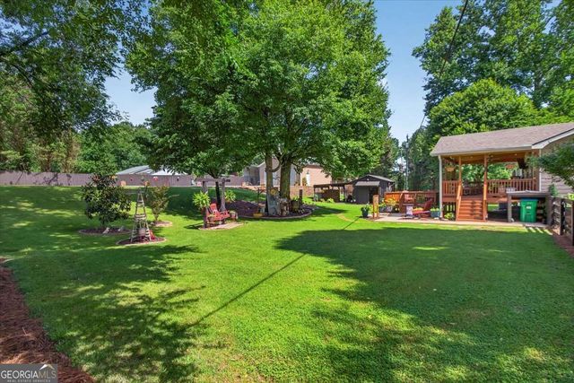 40 Cricket Walk Drive, Talking Rock, GA 30175