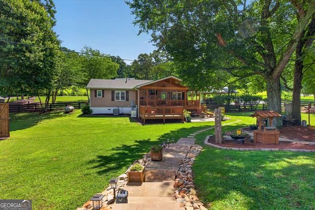 40 Cricket Walk Drive, Talking Rock, GA 30175