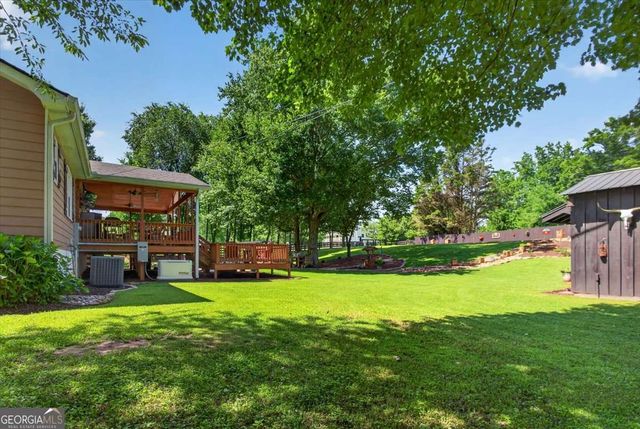 40 Cricket Walk Drive, Talking Rock, GA 30175