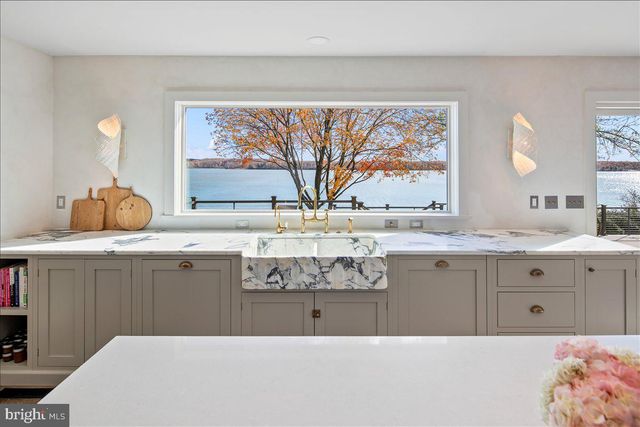 3903 BELLE RIVE TER, Alexandria, VA 22309