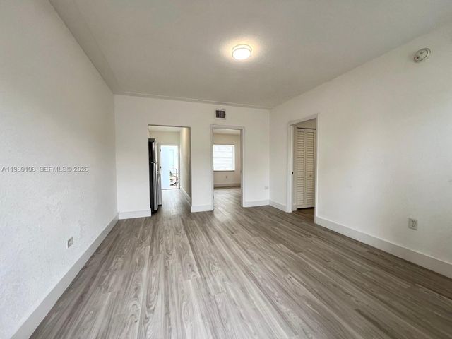 1900 Calais Dr 1904, Miami Beach, FL 33141