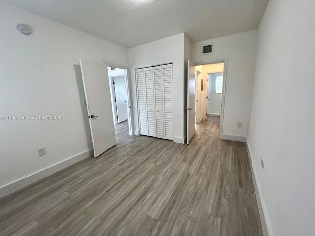 1900 Calais Dr 1904, Miami Beach, FL 33141