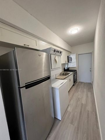 1900 Calais Dr 1904, Miami Beach, FL 33141