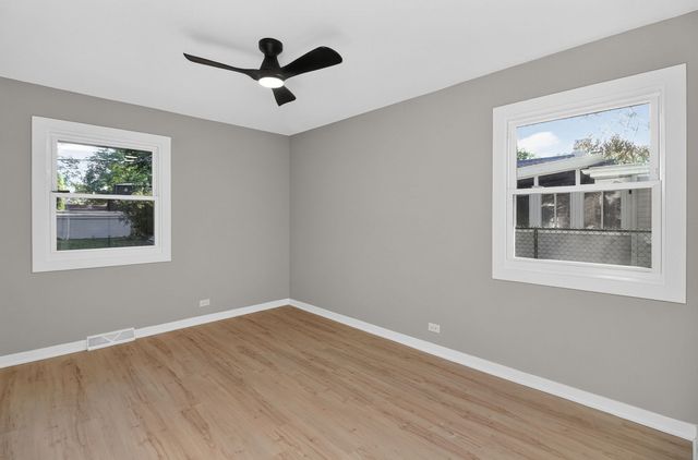 1513 77th Street, Darien, IL 60561