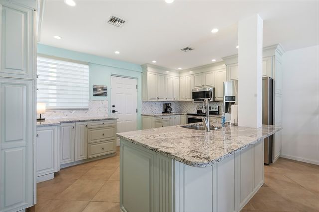 5000 Highway A1a None 320, Vero Beach, FL 32963