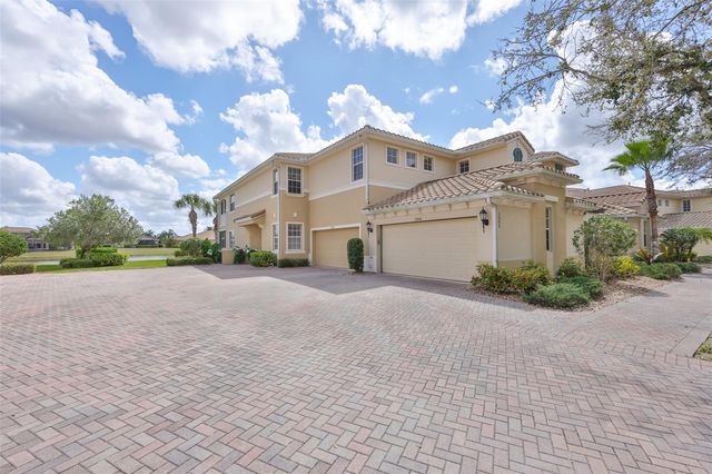 1344 EMERALD DUNES DRIVE, Sun City Center, FL 33573