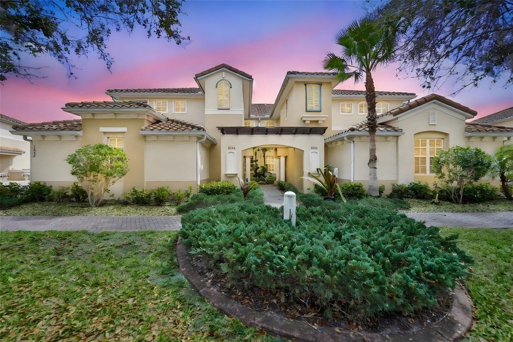 Image 2 of property listing at 1344 EMERALD DUNES DRIVE, Sun City Center, FL 33573