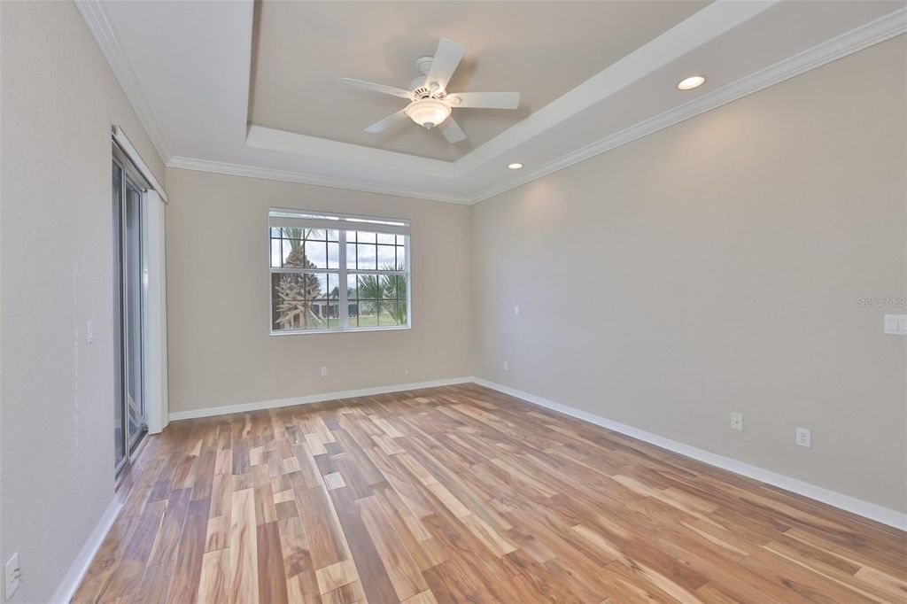 Image 26 of property listing at 1344 EMERALD DUNES DRIVE, Sun City Center, FL 33573