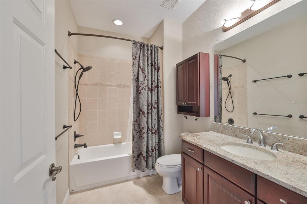 Image 39 of property listing at 1344 EMERALD DUNES DRIVE, Sun City Center, FL 33573