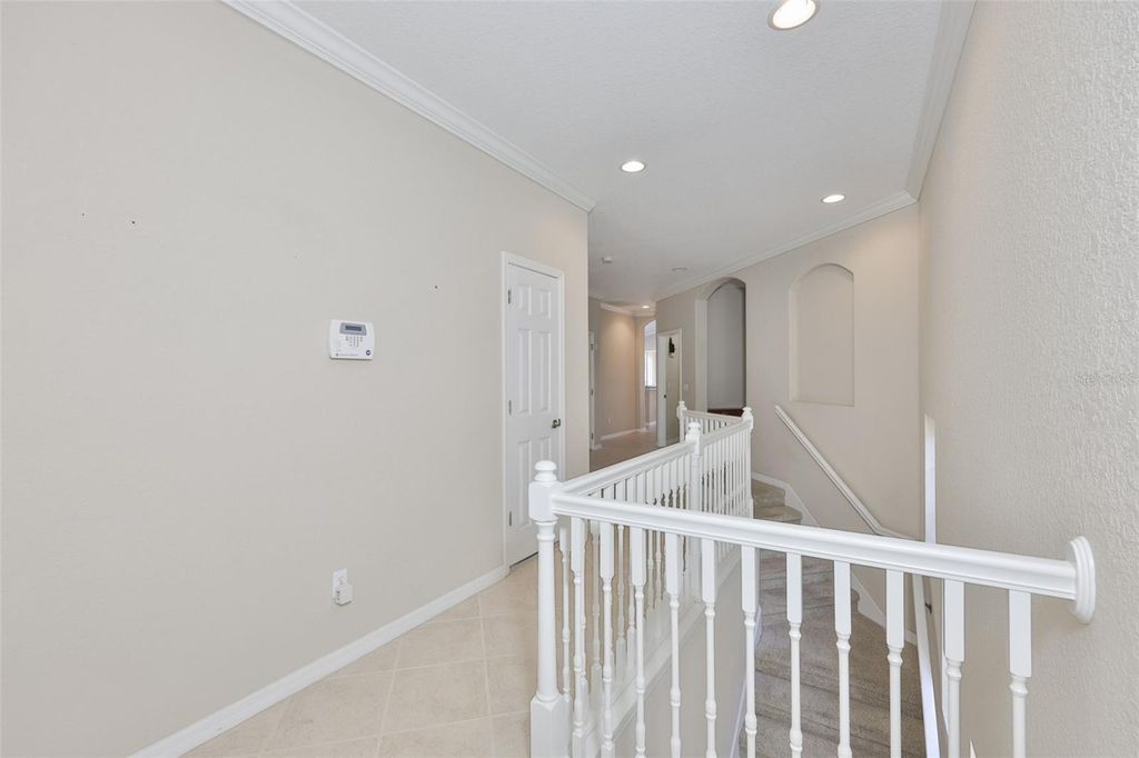 Image 6 of property listing at 1344 EMERALD DUNES DRIVE, Sun City Center, FL 33573