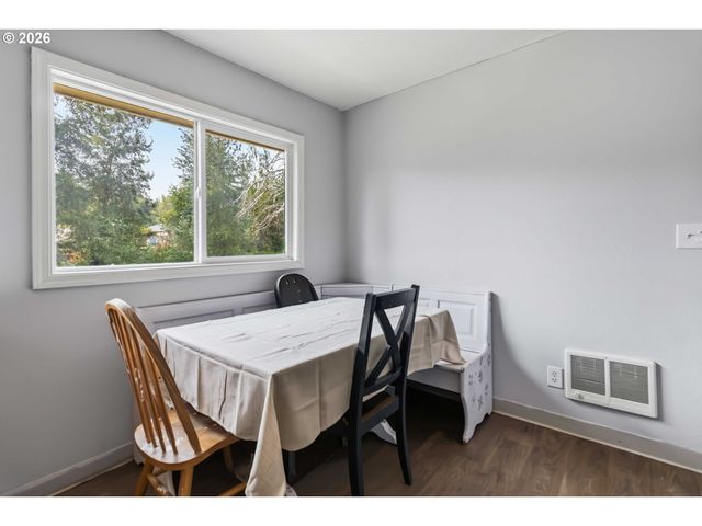 109 MERRITT Dr, Longview, WA 98632