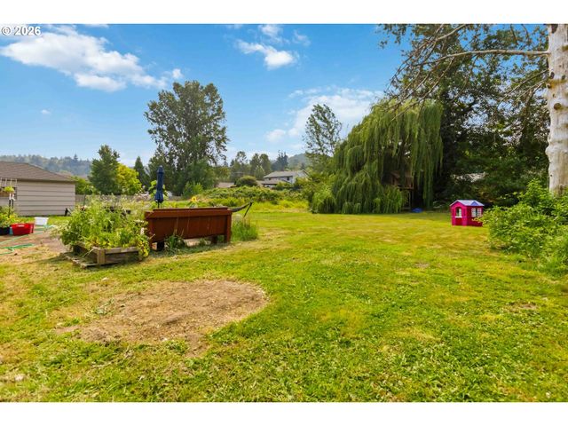 109 MERRITT Dr, Longview, WA 98632
