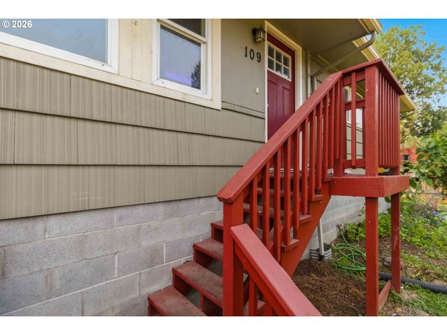 109 MERRITT Dr, Longview, WA 98632