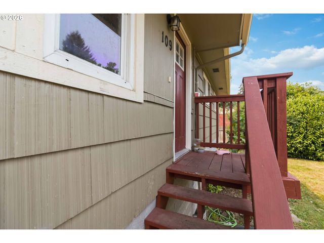 109 MERRITT Dr, Longview, WA 98632