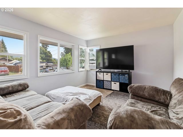 109 MERRITT Dr, Longview, WA 98632