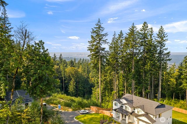 6237 179th Place SE, Bellevue, WA 98006