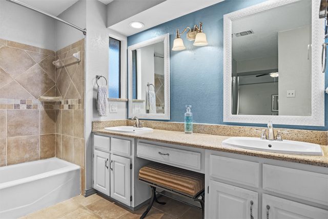 1210 Brookfield Lane, Mansfield, TX 76063