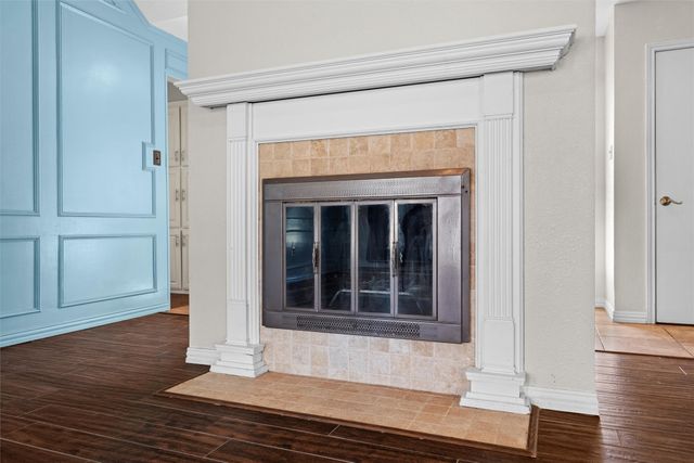 1210 Brookfield Lane, Mansfield, TX 76063