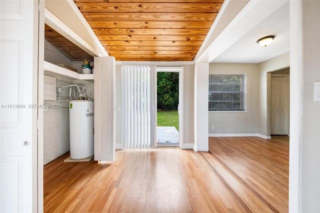 2431 Rodman Street, Hollywood, FL 33020