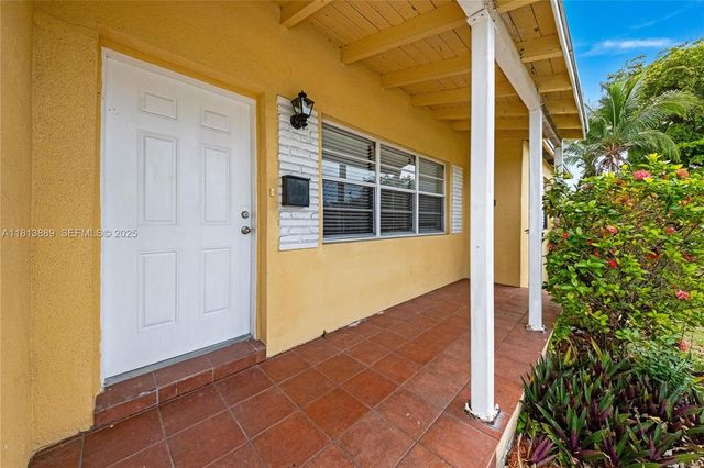2431 Rodman Street, Hollywood, FL 33020