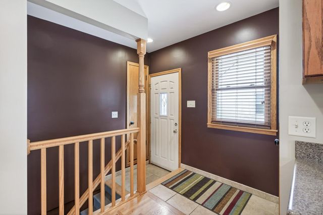 819 2nd Avenue S, South Saint Paul, MN 55075