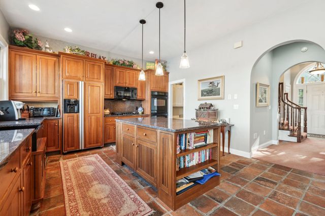 78 Garnet Street, Sunapee, NH 03782