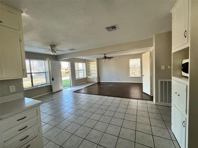 2122 Purdue Street, Pasadena, TX 77502