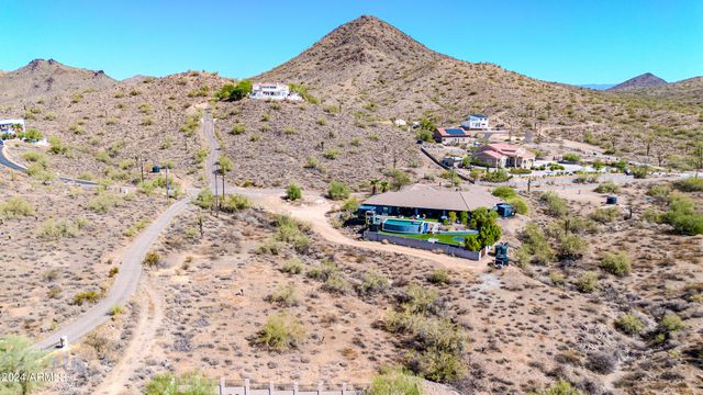 101 E Briles Road -, Phoenix, AZ 85085