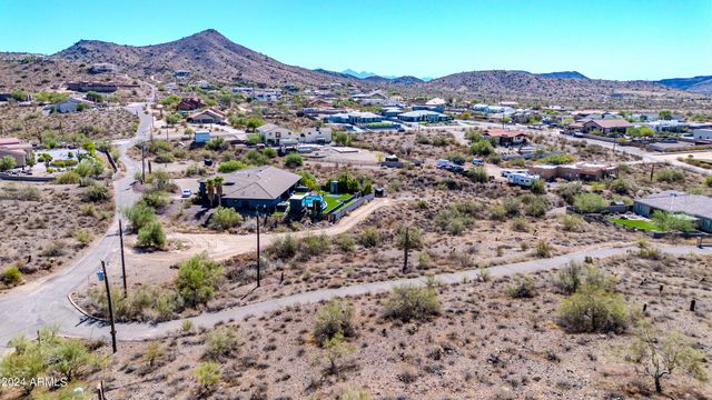101 E Briles Road -, Phoenix, AZ 85085