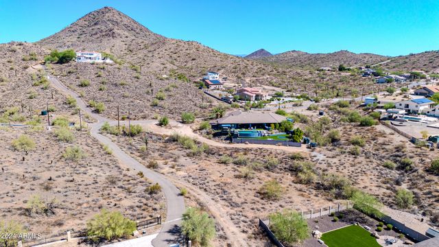 101 E Briles Road -, Phoenix, AZ 85085