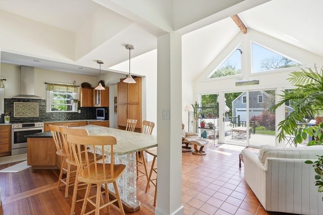 105 Scraggy Neck Rd, Bourne, MA 02534
