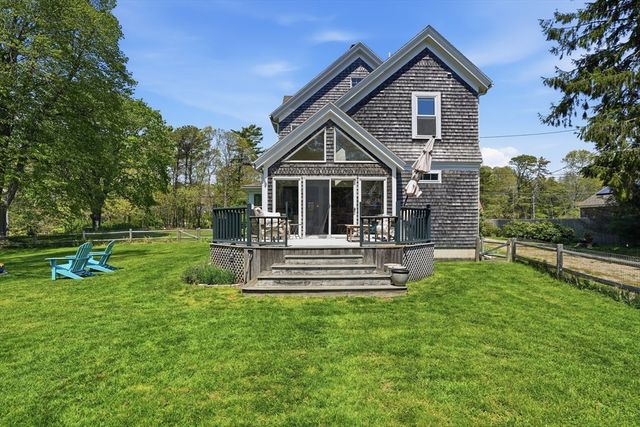 105 Scraggy Neck Rd, Bourne, MA 02534