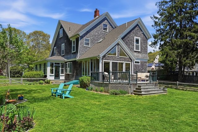 105 Scraggy Neck Rd, Bourne, MA 02534
