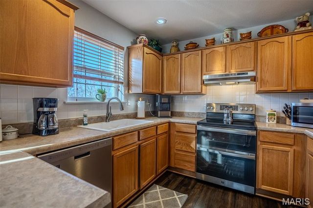 20305 Harlequin Lane, Dixon, MO 65459