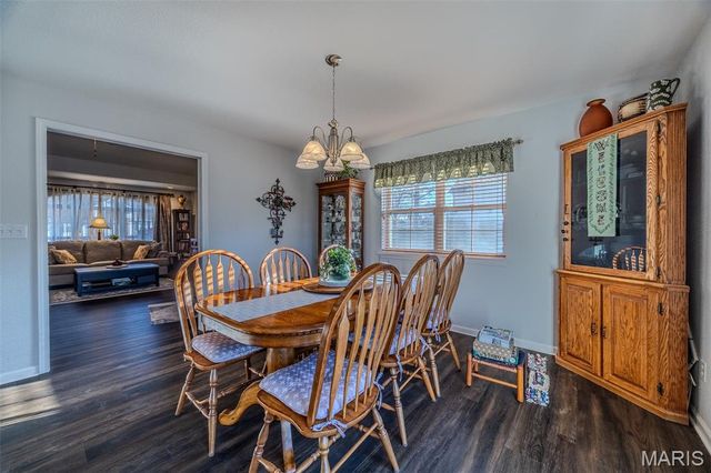 20305 Harlequin Lane, Dixon, MO 65459