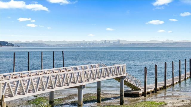 1745 Alaska Avenue E, Port Orchard, WA 98366