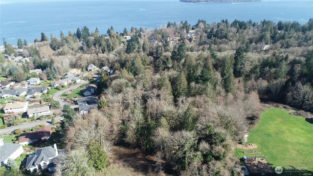 1745 Alaska Avenue E, Port Orchard, WA 98366