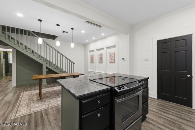 825 N Ave H, Crowley, LA 70526