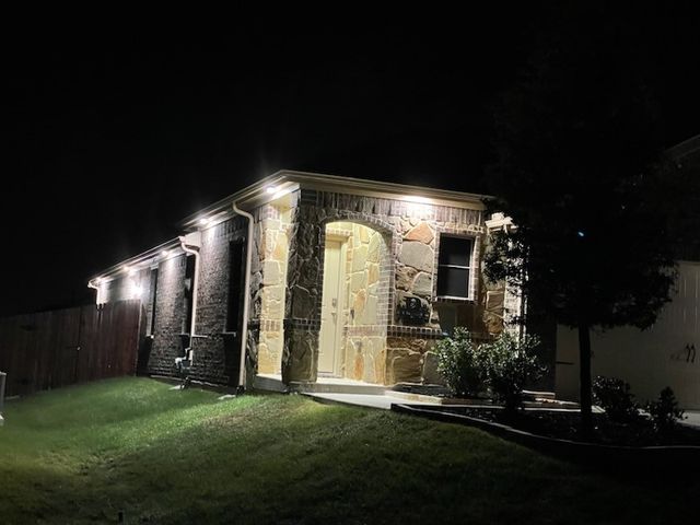 2246 Nightgrove Circle, Crandall, TX 75114