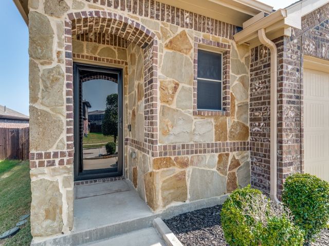 2246 Nightgrove Circle, Crandall, TX 75114