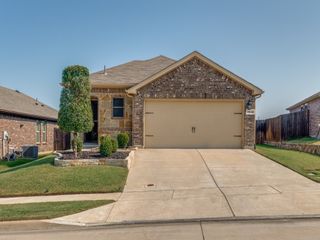 2246 Nightgrove Circle, Crandall, TX 75114
