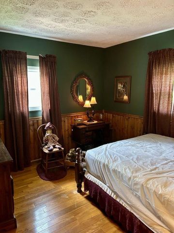 1447 Spring Valley Circle, Huntington, WV 25701
