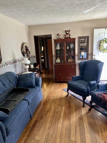 1447 Spring Valley Circle, Huntington, WV 25701