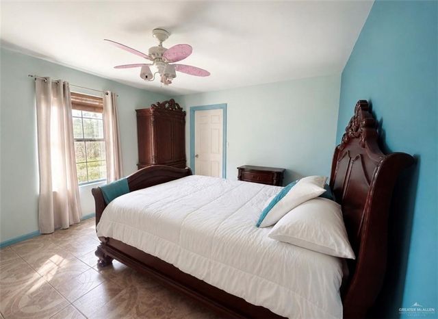14406 Mile 2 W, Mercedes, TX 78570
