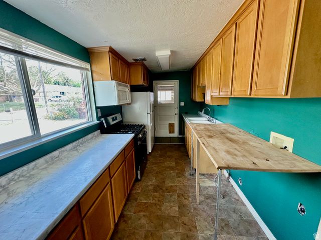 7650 S 1130 E, Midvale, UT 84047