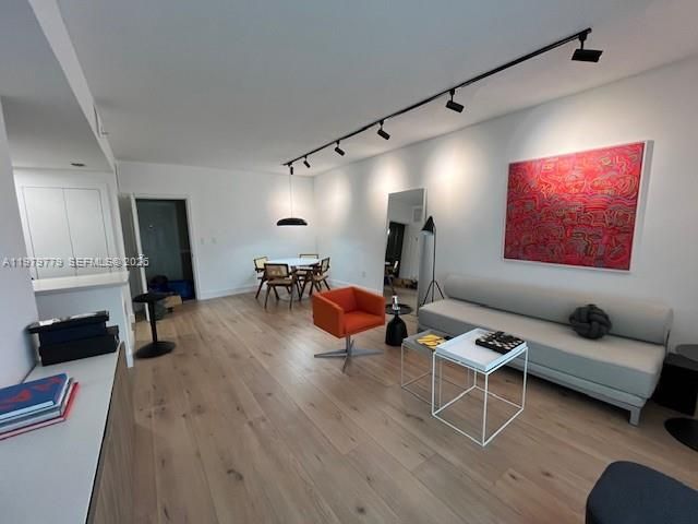 50 Menores Ave 408, Coral Gables, FL 33134