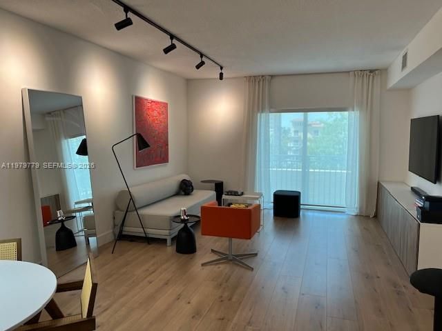 50 Menores Ave 408, Coral Gables, FL 33134